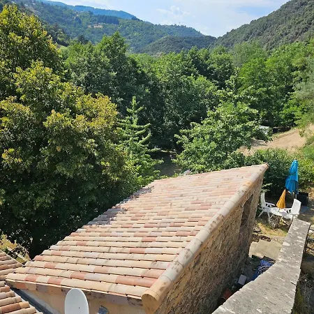 شقة Les De L Eyrieux Gluiras